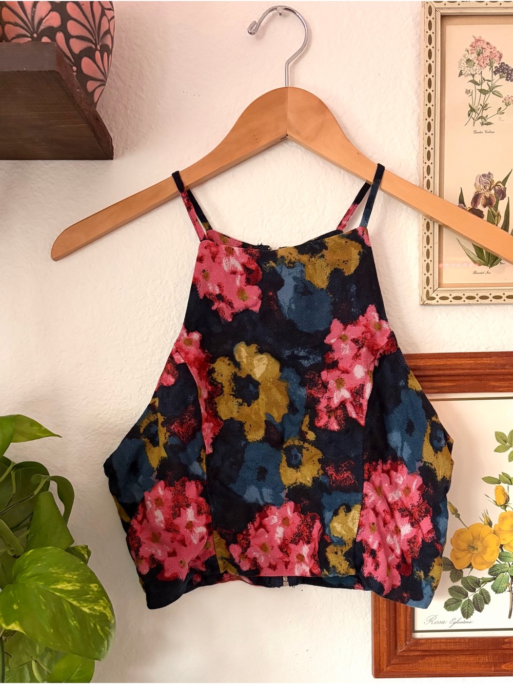 Abercrombie & Fitch Floral Cropped Halter Cami in Navy, Pink & Mustard - Small